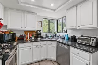 Photo #6: DW23074186 Listing