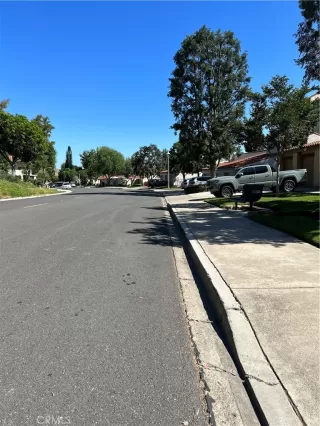 Photo #2: DW23083754 Listing