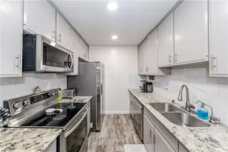 Photo #5: DW23089118 Listing 