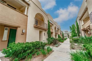 Photo #5: DW23102355 Listing 