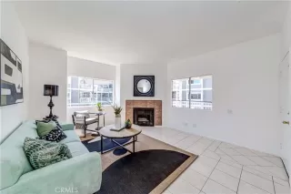 Photo #6: DW23110887 Listing