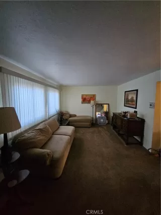 Photo #2: DW23194006 Listing 