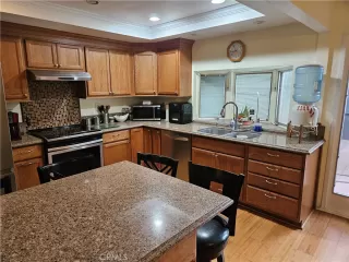 Photo #4: DW23194006 Listing 