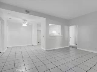 Photo #5: DW23221048 Listing 