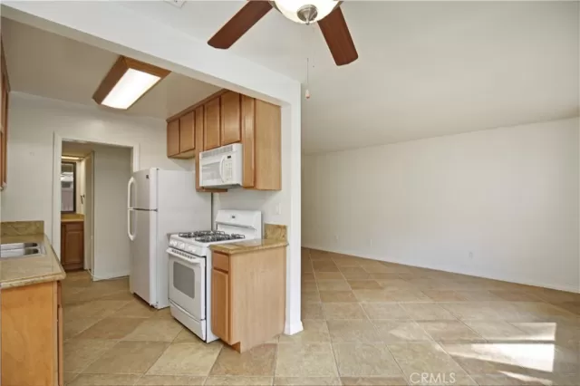 MLS: DW24005375 Condo For Sale