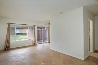 Photo #5: DW24005375 Listing 