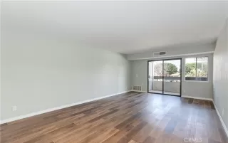 Photo #3: DW24009996 Listing 