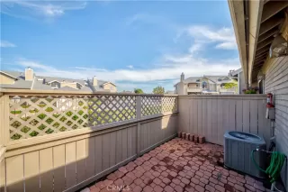 Photo #4: DW24031643 Listing 