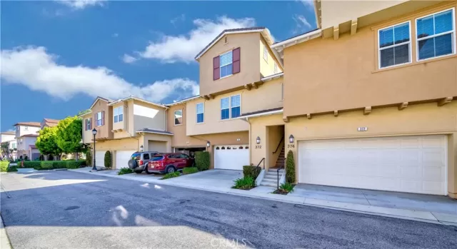 MLS: DW24065825 Condo For Sale