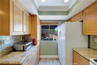 Photo #5: DW24123181 Listing 