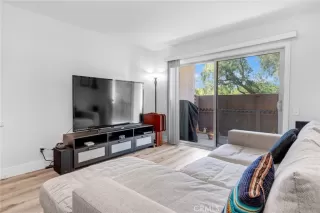 Photo #2: DW24126455 Listing