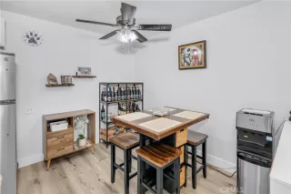 Photo #4: DW24126455 Listing