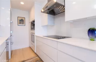 Photo #6: DW24137522 Listing 