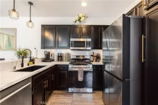 Photo #5: DW24146321 Listing