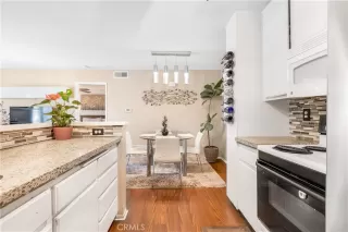 Photo #6: DW24162306 Listing