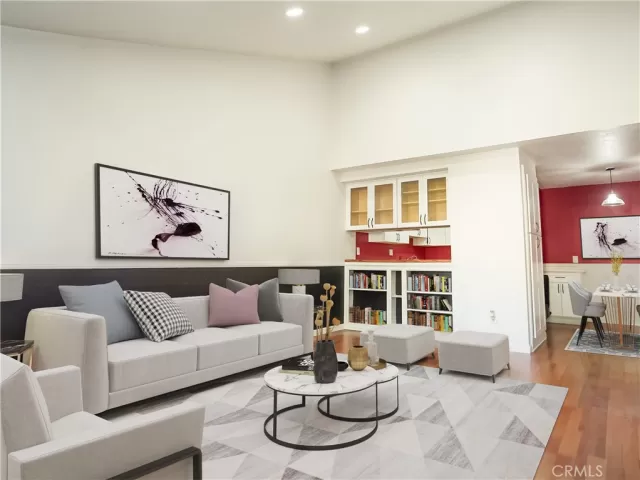 MLS: DW24162648 Condo For Sale