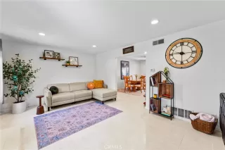 Photo #2: DW24169055 Listing 