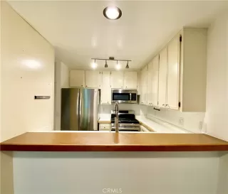 Photo #2: DW24171053 Listing 