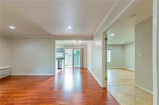 Photo #4: DW24191118 Listing 