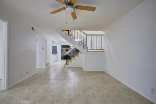 Photo #3: DW24204287 Listing 