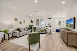 Photo #4: DW24230438 Listing 