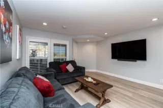 Photo #5: DW24237175 Listing 