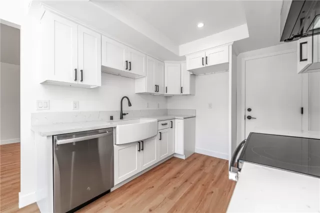 MLS: DW25021619 Condo For Sale