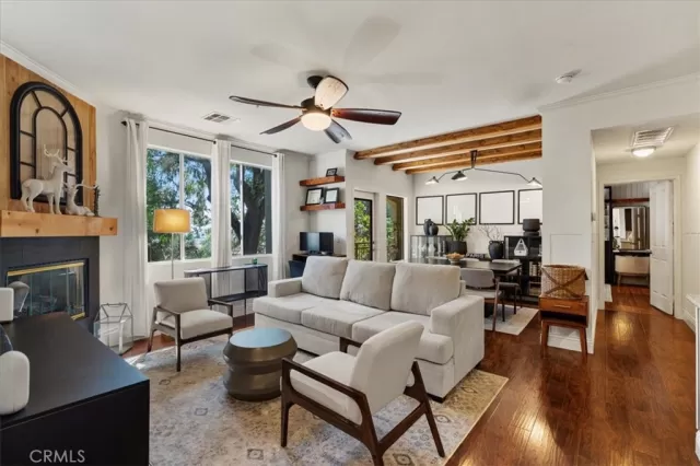 MLS: DW25039764 Condo For Sale