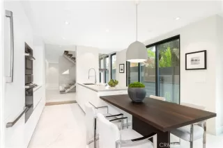 Photo #4: DW25074550 Listing 