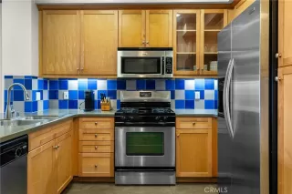 Photo #4: DW25085076 Listing 