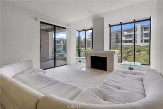 Photo #4: DW25088819 Listing 