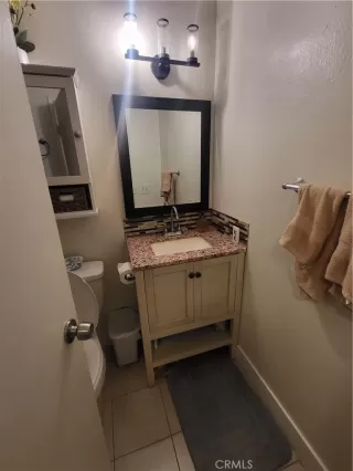 Photo #4: DW25095421 Listing