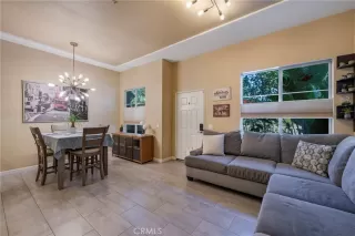 Photo #6: DW25096792 Listing 