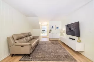 Photo #1: DW25112303 Listing 