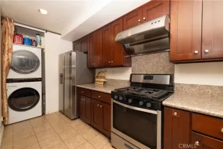 Photo #4: DW25112303 Listing 