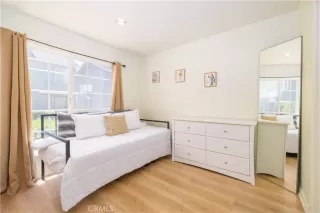 Photo #5: DW25112303 Listing 