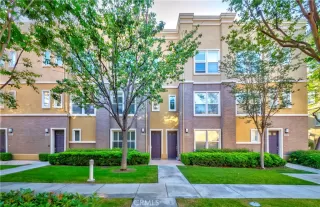 More Details about MLS # DW25120659 : 1134 ELFSTROM DRIVE