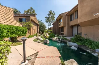 Photo #1: DW25125870 Listing