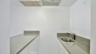 Photo #5: DW25128520 Listing 