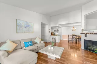 Photo #5: DW25130060 Listing 