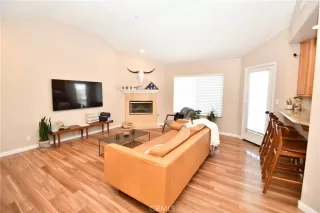 Photo #1: DW25141648 Listing 