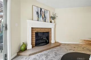 Photo #3: DW25141873 Listing