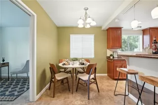 Photo #4: DW25141873 Listing