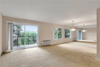 Photo #5: DW25142389 Listing 