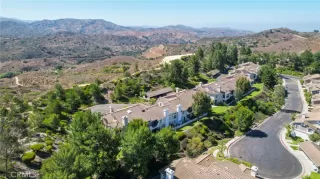 Photo #4: DW25152649 Listing 