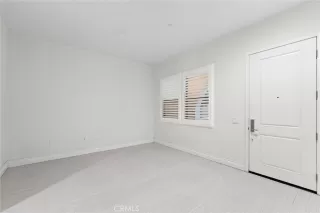 Photo #3: DW25171289 Listing 