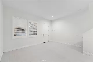 Photo #4: DW25171289 Listing 