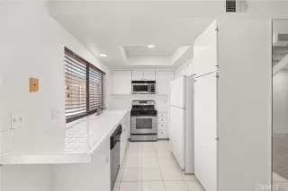 Photo #4: DW25201637 Listing 