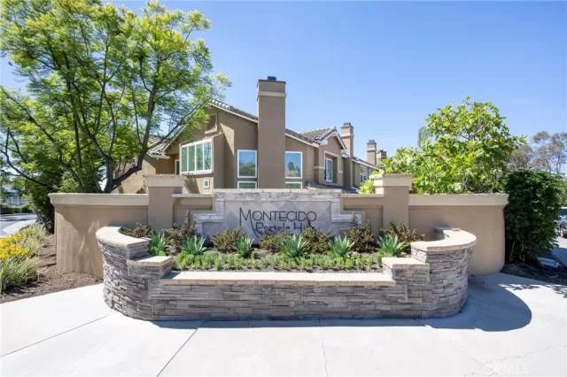 MLS: DW25215624 Condo For Sale