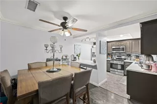 Photo #6: DW25217681 Listing